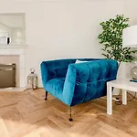 Heart Of Centre 3 Bed Georgian Apartman *
