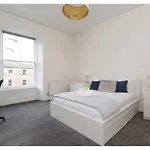 Joivy Central Edinburgh 4-Bed Home