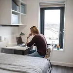 For Students Only - Mcdonald Road In Apartment Edinburgh