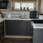 Belfry 2 - Luxury Spacious Family Caravan Кемпинг *