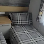 Belfry 2 - Luxury Spacious Family Caravan Кемпинг