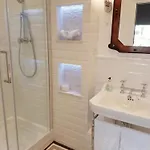 Barony House 5 Star Boutique Bk Direct