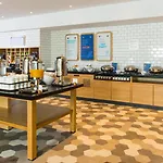 Express West By Ihg
