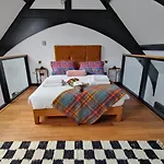 Slateford House 1770 Luxury By The House Of Danu 4* Edinburgh