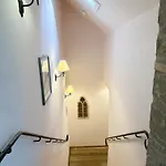 אכסניה Castle Rock - Adults Only אדינבורו