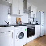 Cosy Leith Escape - Apartman