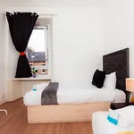 Desirable By The Centre شقة إدنبرة