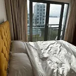 Spacious Penthouse * إدنبرة