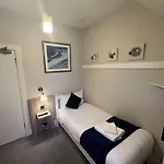 Ardenlee Pensión 3*