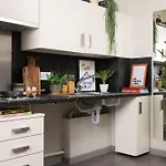 Unite Students - Salisbury Court 아파트 *