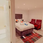 Mayfield Vendégház 3*