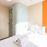 Hotel Easyhotel
