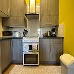 Cosy In Centre , 2 Bedroom1 Bathroom Appartamento