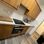 Floor Apartamento Edimburgo