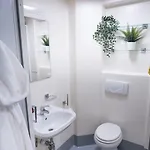 Apartament Ensuites In Portsburgh Court Edynburg