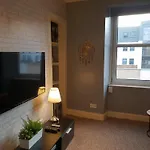 Apartmán Modern Broughton - Walk To Centre And St Quarter *