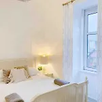 아파트 Chic Flat Close To Edinburgh, Airport, & Zoo