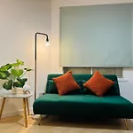 Immaculate Central Flat Near Edinburgh Castle With Free Private Parking شقة إدنبرة