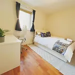 Luxury At דירה *