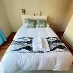 Luxury At דירה