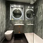 The Valentine - Townhouse - Adults Only