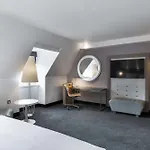 Hotel Radisson Blu Hotel, Centre 4*