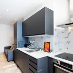 1-Bed Apartment-Free Parking - By Holiday Homes