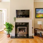 Villa Amulree,