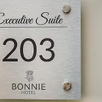 Bonnie - Smart Boutique - Haymarket Hotel