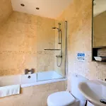 Edinburgh Holiday Guest House Bed and Breakfast