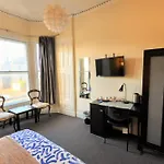 Edinburgh Holiday Guest House Bed and breakfast 3*