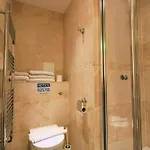 Edinburgh Holiday Guest House Bed & Breakfast 3*