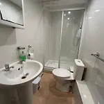 Comfy 2 Bedroom Flat Near City Center Апартаменты