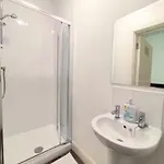 Magic Of Meadows 4 Bedroom Flat Apartment *