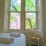 Magic Of Meadows 4 Bedroom Flat * Edinburgh