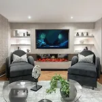Sovo - Luxury Old Town Design With Fireplace *