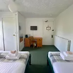 4 Friends House