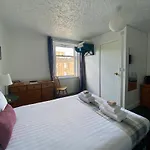 4 Friends House