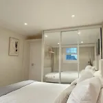 Duplex - Centre 4-bed Retreat *