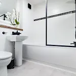 2bedroom Apartment-free Parking * 爱丁堡
