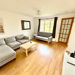 Holiday home Kings Luxury - Free Parking And Fast Broadband
