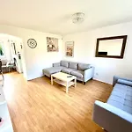 Holiday home Kings Luxury - Free Parking And Fast Broadband *