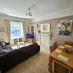 شقة Charming 2bd Flat 10 Minutes To Castle *
