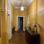 Entire In Centre