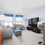 Pass The Keys Modern 2bed Apartament