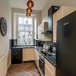 Pass The Keys Beautiful Modern Historical Flat Close To Castle אדינבורו