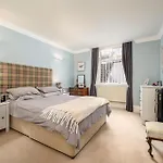 شقة Elegant Flat With Garden In West End
