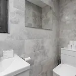 Dynastays- Stylish Seaside Home- Dog Friendly, Garden & Parking (adults Only) Edimburgo