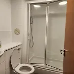 Stunning 3bed With Balcony And Free Parking Apartamento *