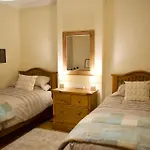 Appartamento Newly Refurbed With Free Parking Edimburgo